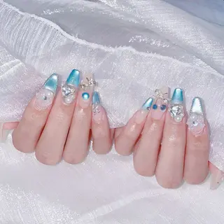 ネイル LANA NAILのネイルデザイン