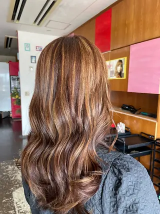 ロング カラー 美容室ARKS 黒田杏奈のヘアスタイル