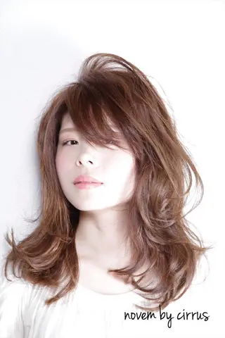 ミディアム カラー パーマ 仁城 了祐のヘアスタイル