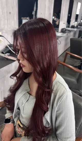 ロング カラー 五味 亜有里のヘアスタイル