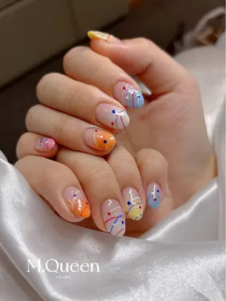 ネイル MQueen ネイルサロンマルのネイルデザイン