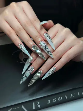 ネイル Eli Muse 新宿ネイルのネイルデザイン