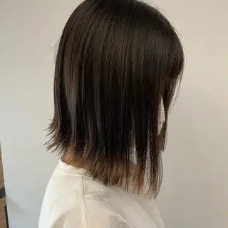 ミディアム 杉原 向日梨のヘアスタイル