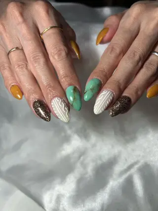 ネイル nailroom sb𓈒𓂂𓏸のネイルデザイン