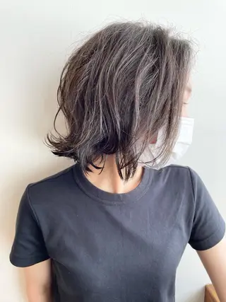 ミディアム カラー レイヤー／パーマ TAKUYAのヘアスタイル