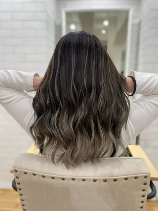 セミロング カラー ヘアアレンジ 久米 治仁のヘアスタイル