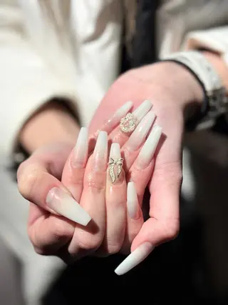 ネイル gorella Ａのネイルデザイン