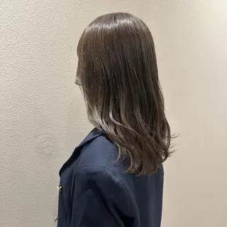 ロング カラー トレンド/顔まわり/ レイヤー/髪質改善のヘアスタイル