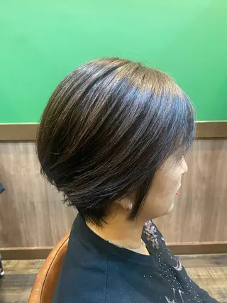 ショート カラー 山田 太一のヘアスタイル