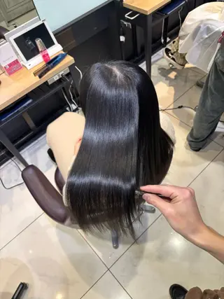 ロング カラー 🩵レイヤー✖︎ 髪質改善🩵リョウヤのヘアスタイル