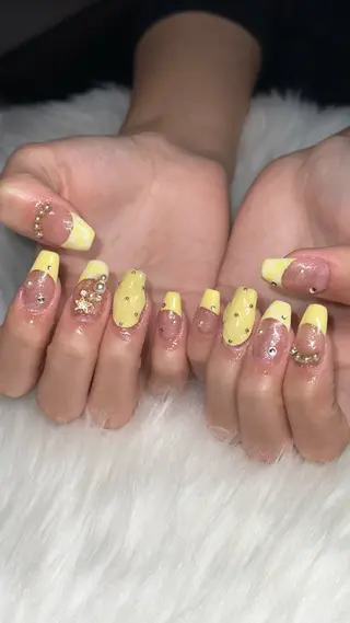 ネイル Ru _Baddiesのネイルデザイン