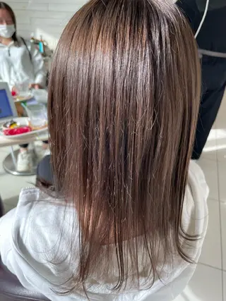 ミディアム カラー 透明感color吉田 沙羅のヘアスタイル