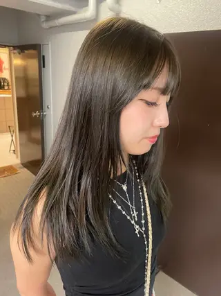 ロング カラー JURI /HUIのヘアスタイル