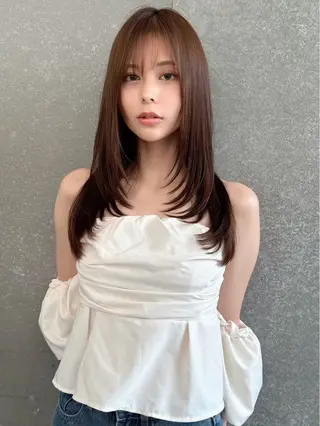 セミロング 透明感カラー🎀 縮毛矯正🫧Aikaのヘアスタイル
