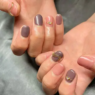 ショート カラー パーマ ヘアアレンジ メンズ キッズ ネイル マツエク・マツパ アイブロウ el. by Aoのネイルデザイン