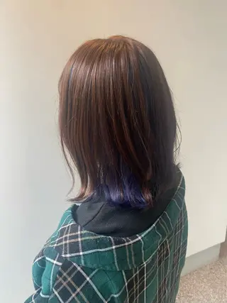 セミロング 佐土原 彩音のヘアスタイル