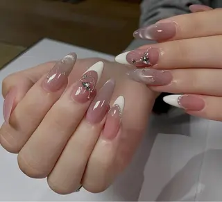ネイル Hin Hana Nailのネイルデザイン