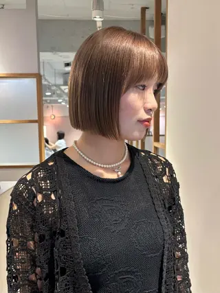 ショート カラー mei｜顔まわり ×透明感カラーのヘアスタイル