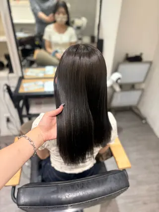 ロング カラー nijika/ 艶カラー🫧のヘアスタイル