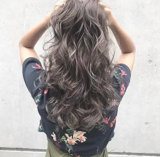 ロング カラー パーマ ヘアアレンジ 銀座/ハイトーン/ hayaka 🖤のヘアスタイル