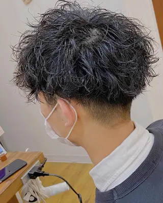 パーマ メンズ 原田 涼矢のヘアスタイル