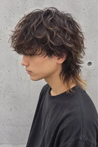 ミディアム カラー パーマ メンズ ORI. men’s hairのヘアスタイル