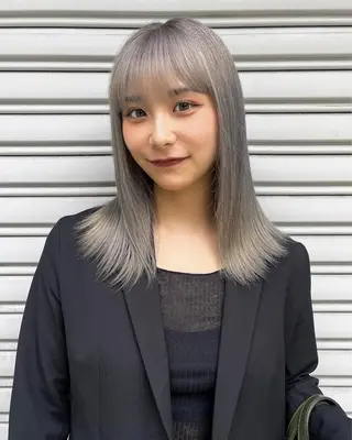 ロング カラー TaNa. 笑南(えみな)のヘアスタイル