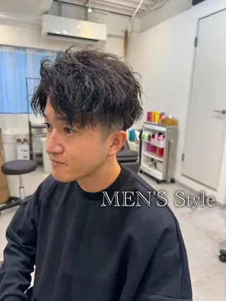 ショート パーマ メンズ 似合う髪型見つけます AYAKAのヘアスタイル