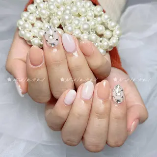 ネイル nana 🤍のネイルデザイン