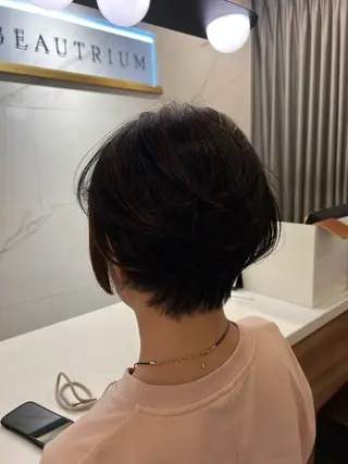 ショート 村中 逸紀のヘアスタイル