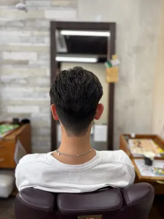 パーマ メンズ 生駒のパーマ達人 FEELけんけんのヘアスタイル