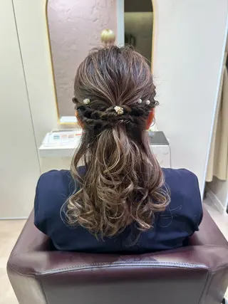 ロング ヘアアレンジ 横浜カラー/ブリーチ 💭SAKI💫のヘアスタイル