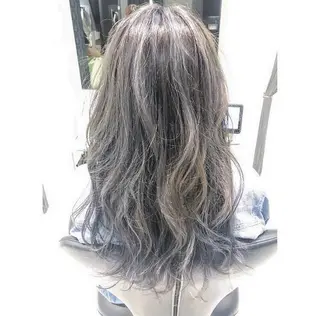 ロング カラー 【育休中】EARTH 荒井店HARUNAのヘアスタイル