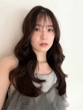 ロング カラー 堀尾 愛莉のヘアスタイル