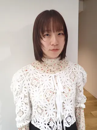 ショート ケアカラー/レイヤー ケンショウのヘアスタイル