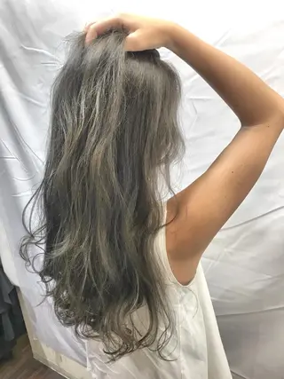 ロング カラー TAKAHASHI LEAPSのヘアスタイル
