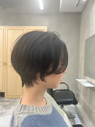 ショート 曲がる縮毛矯正 バレイヤージュ森田のヘアスタイル