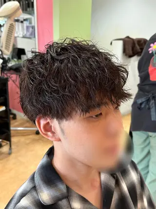 ショート パーマ メンズ うねり・パサつき改善 山本翔大✨️のヘアスタイル