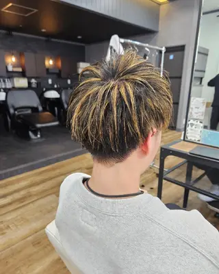 ショート 山田 一輝のヘアスタイル