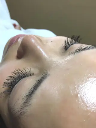 マツエク・マツパ brille ~eyelash~のヘアスタイル