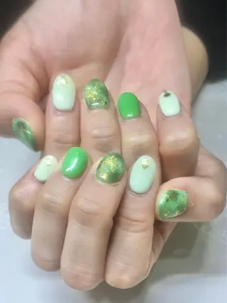 ネイル 新宿ネイルサロン ジェミディローサのネイルデザイン