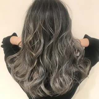 セミロング カラー 髪質改善カラー韓国風 レイヤーtudaのヘアスタイル
