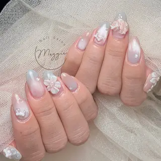 ネイル Maggie Nail🦩のネイルデザイン