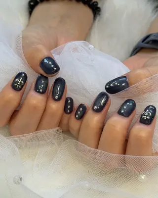 ネイル nemu / 非対面×定額サロンのネイルデザイン