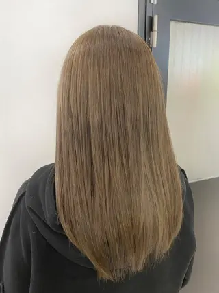 ロング カラー 予約 停止のヘアスタイル