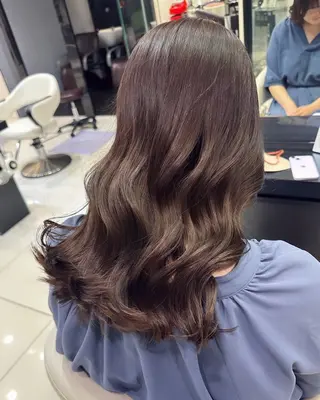 セミロング 上村 菜月のヘアスタイル