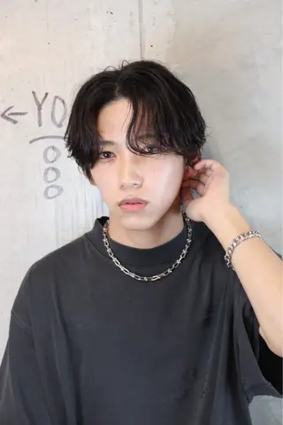 ミディアム メンズ縮毛矯正 細谷碧海のヘアスタイル