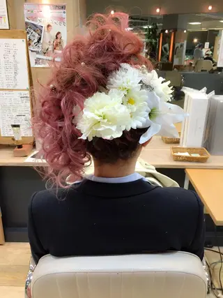 ロング ヘアアレンジ ブロンド/艶カラー/ レイヤー/MIKUのヘアスタイル