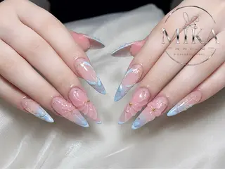 ネイル Rina Mika Nailsのネイルデザイン