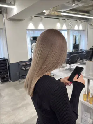 ロング カラー ハイトーン/ 心斎橋/龍之介のヘアスタイル